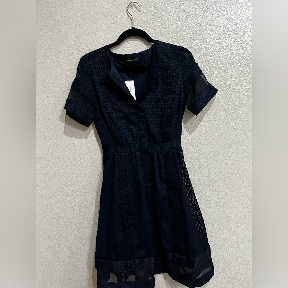 5
Banana Republic Dress Women 4 Blue Sheath Midi Pleated Short Sleeve Lined Sz 0